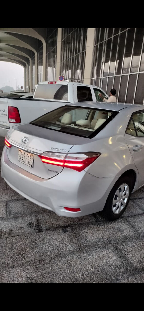 Dammam, Vehicles, Cars & Trucks , SAR 31500,  Toyota Corolla,  2017,  Automatic,  448953 KM,