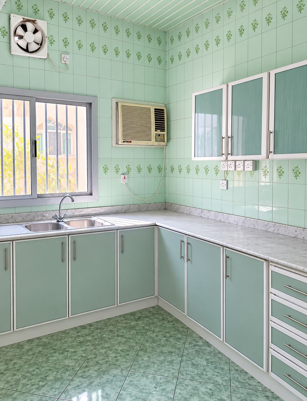 Jidhafs, Apartments, Flats, Houses & Villas, BHD 150/month,  2 BR,  For Rent &ndash; Apartment In Jidhafs Near Al Helli.