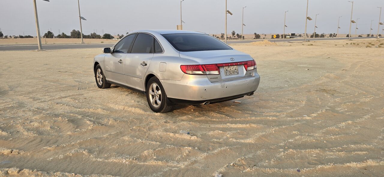 Dammam, Vehicles, Cars & Trucks , SAR 13,  Hyundai Azera,  2008,  Automatic,  300 KM,  Azera
