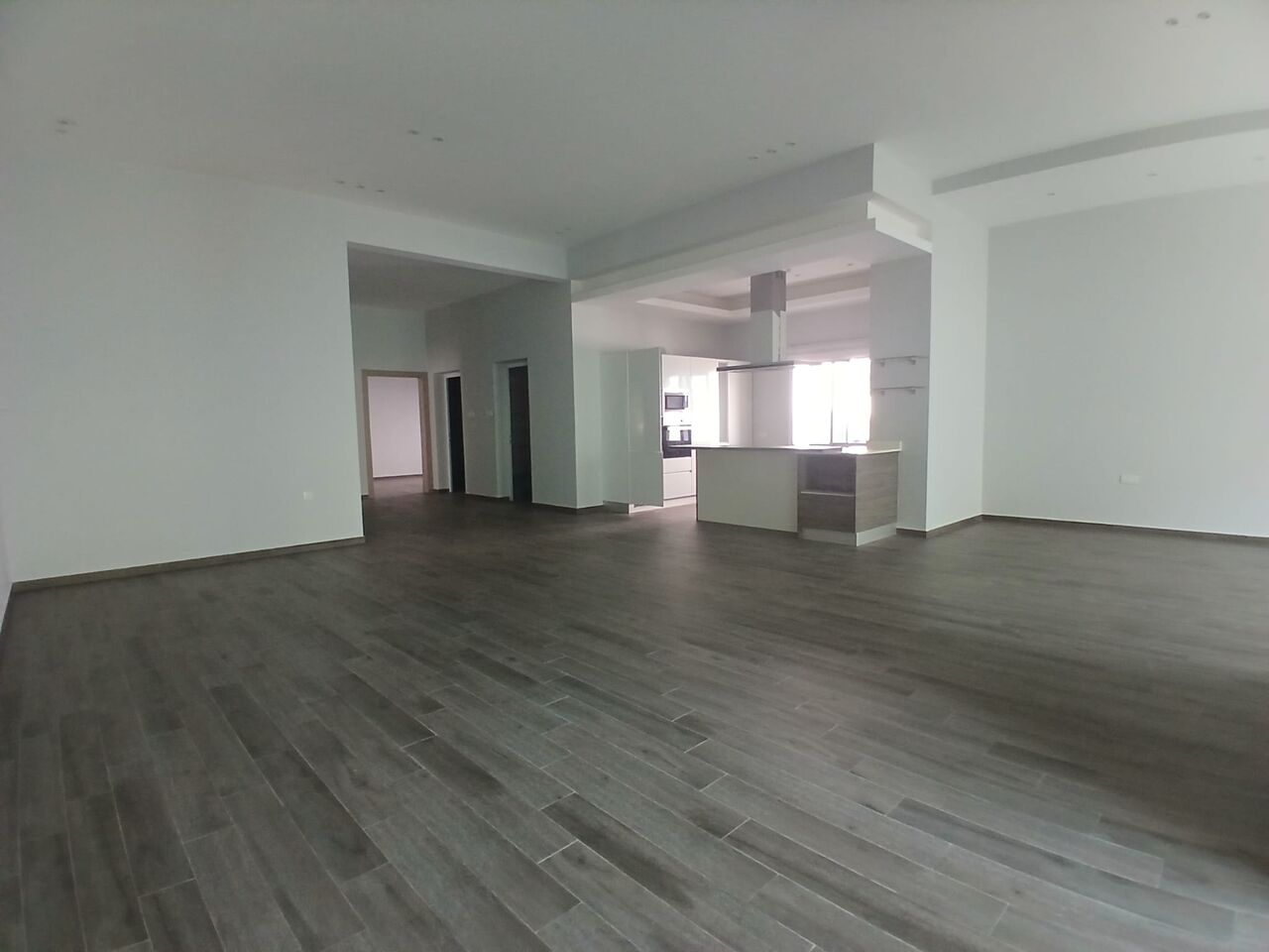 Tubli, Apartments, Flats, Houses & Villas, BHD 385/month,  3 BR,  Luxury Semi Furnished Flat Available In Tubli Without EWA ( Tubli 11)
