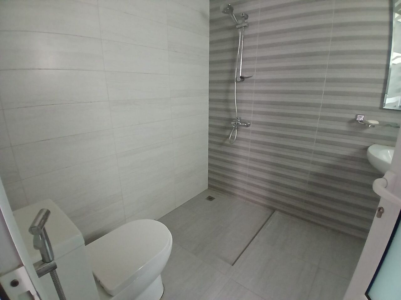 Tubli, Apartments, Flats, Houses & Villas, BHD 385/month,  3 BR,  Luxury Semi Furnished Flat Available In Tubli Without EWA ( Tubli 11)