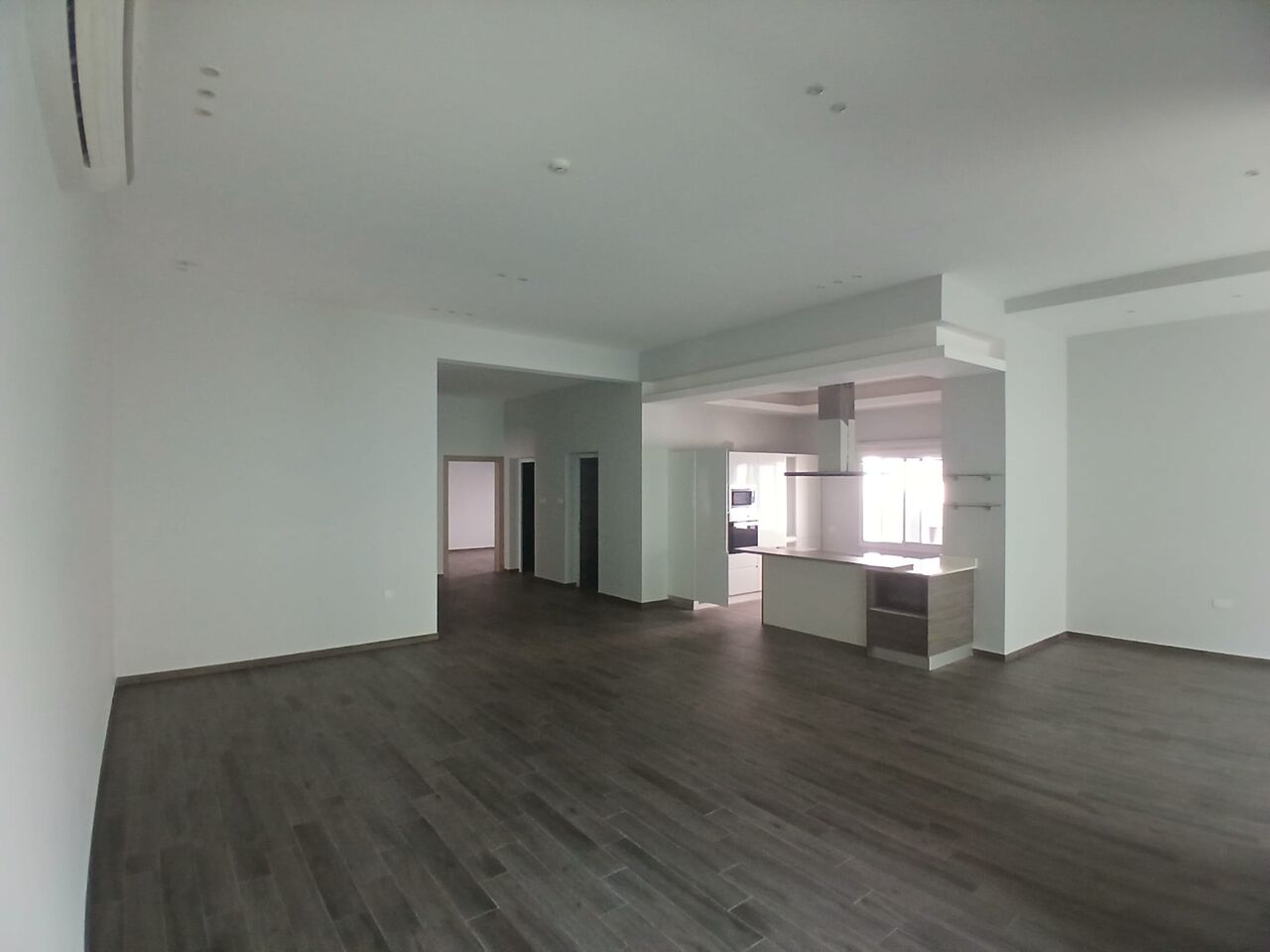 Tubli, Apartments, Flats, Houses & Villas, BHD 385/month,  3 BR,  Luxury Semi Furnished Flat Available In Tubli Without EWA ( Tubli 11)