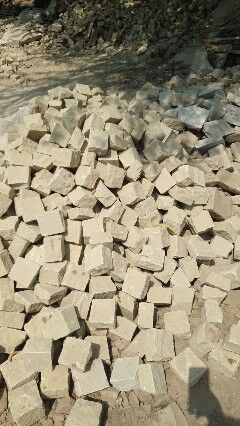 Faridabad, Materials, INR 15,  Top Yellow Cobblestone Supplier In Delhi NCR 9311658285