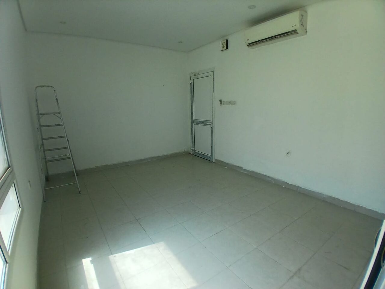 Tubli, Apartments, Flats, Houses & Villas, BHD 150/month,  Studio,  Semi Furnished Studio Flat Available In Tubli With EWA ( Tubli 10)