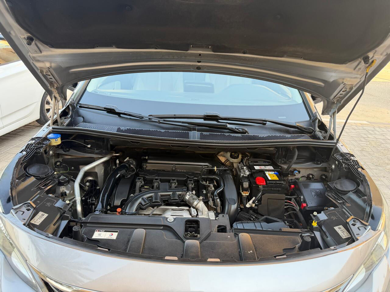 Khobar, Vehicles, Cars & Trucks , SAR 55000,  Peugeot 5008,  2020,  Automatic,  132000 KM,  For Sale: , Model