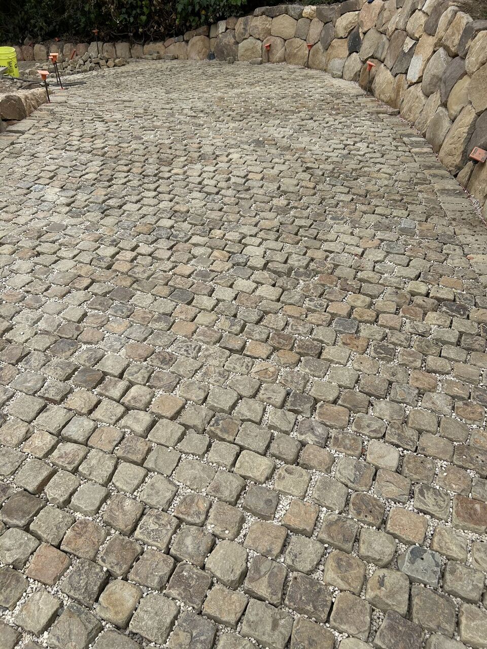 Faridabad, Materials, INR 15,  Pavers Yellow Cobblestone In Delhi NCR 9311658285