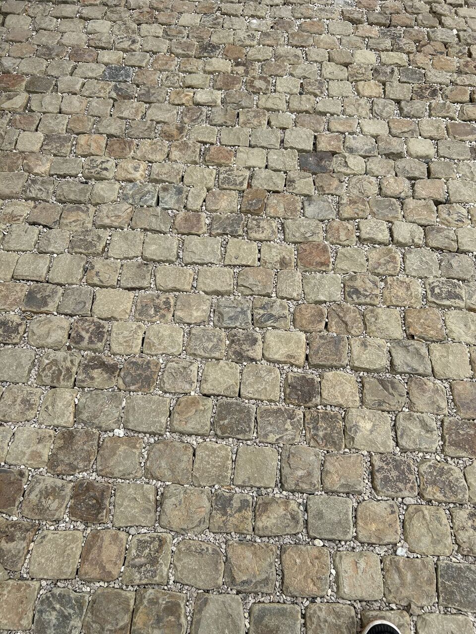 Faridabad, Materials, INR 15,  4x4 And 6x6 Yellow Cobblestone Near Me 9311658285