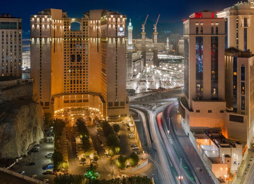 Makkah, Business Partners, 5-Year Makkah Hotel Operating Investment