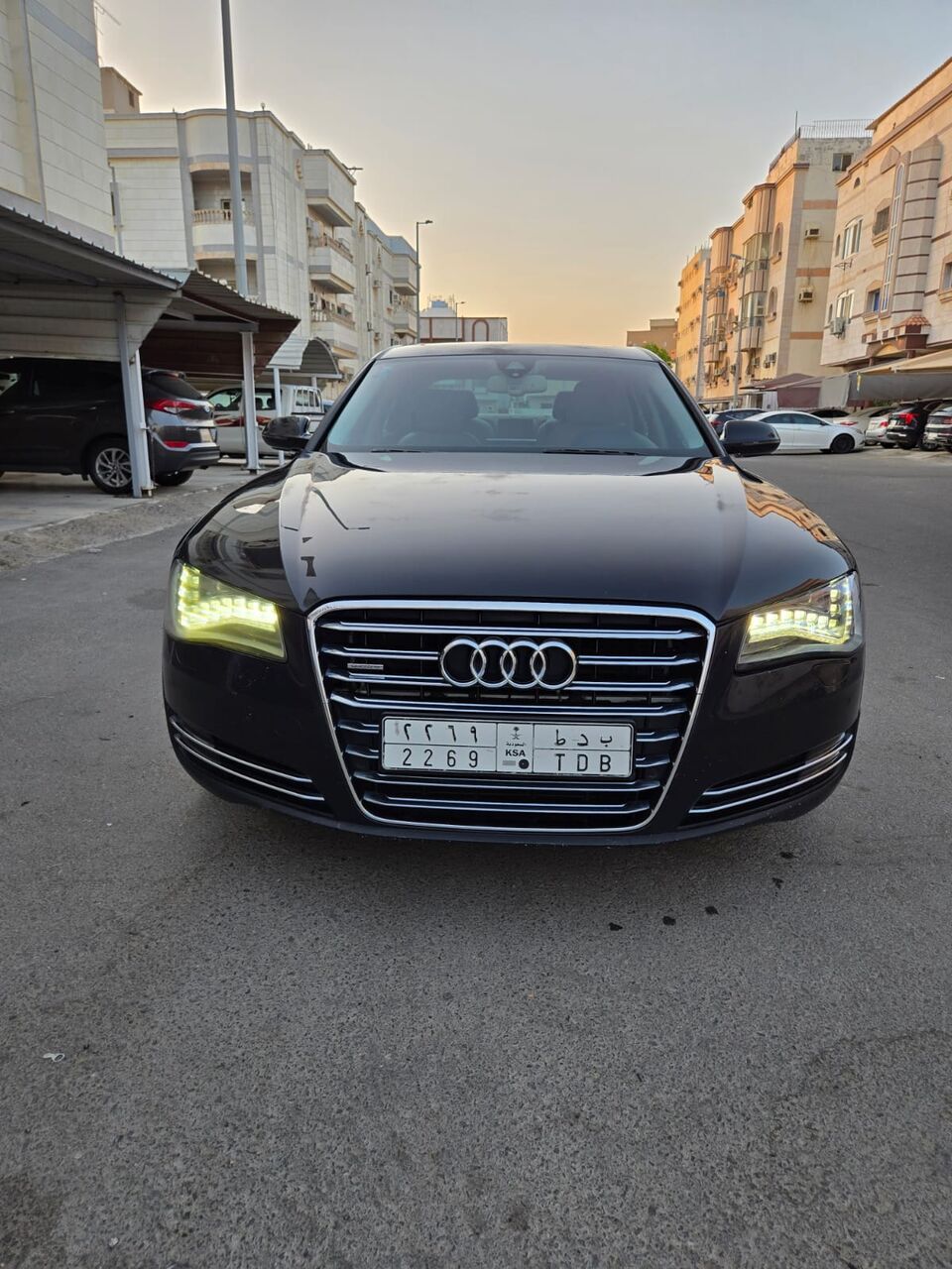 Riyadh, Vehicles, Cars & Trucks , SAR 55000,  Audi A8L,  2011,  Automatic,  244000 KM,   For Sale