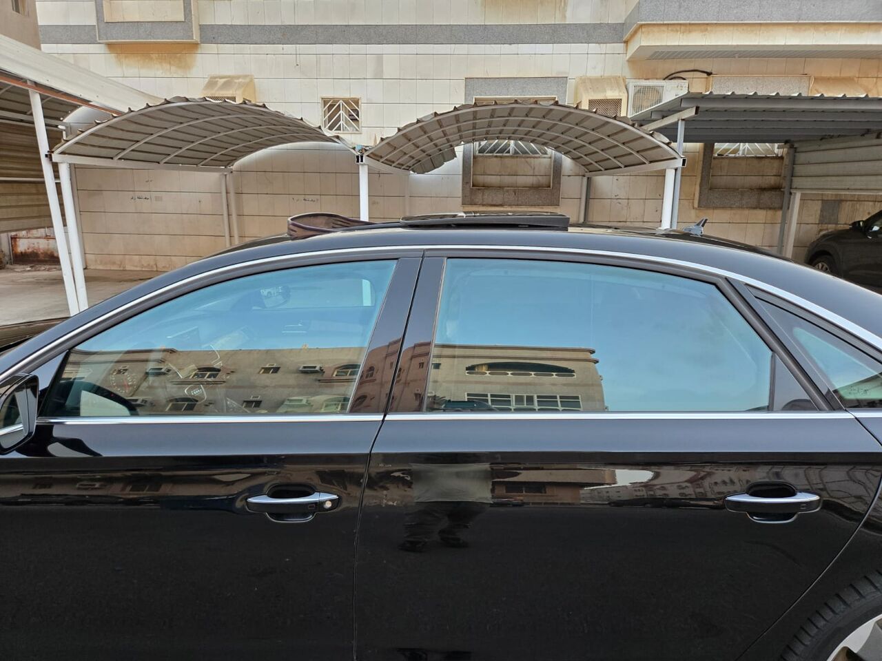Riyadh, Vehicles, Cars & Trucks , SAR 55000,  Audi A8L,  2011,  Automatic,  244000 KM,   For Sale