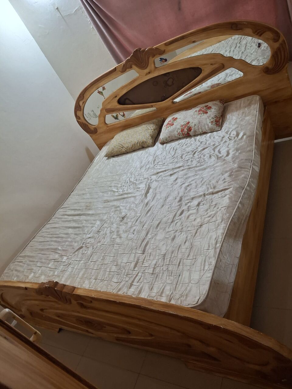 Salmaniya, Furniture, BHD 10,  Bed And Matress For Sale BD10