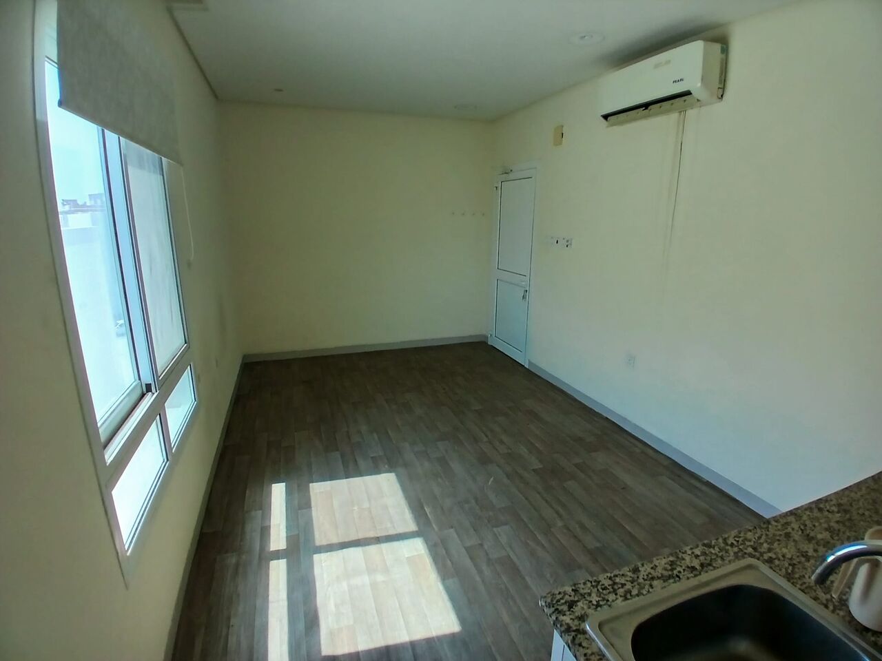 Tubli, Apartments, Flats, Houses & Villas, BHD 150/month,  1 BR,  Semi Furnished Studio Flat Available In Tubli With EWA (Tubli 09)