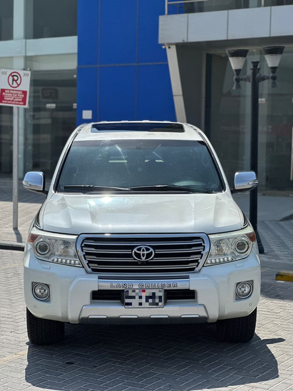Riffa, Vehicles, Cars & Trucks , BHD 10800,  TOYOTA LAND CRUISER GXR V8 2015 WHITE,  2015,  Automatic,  240000 KM,