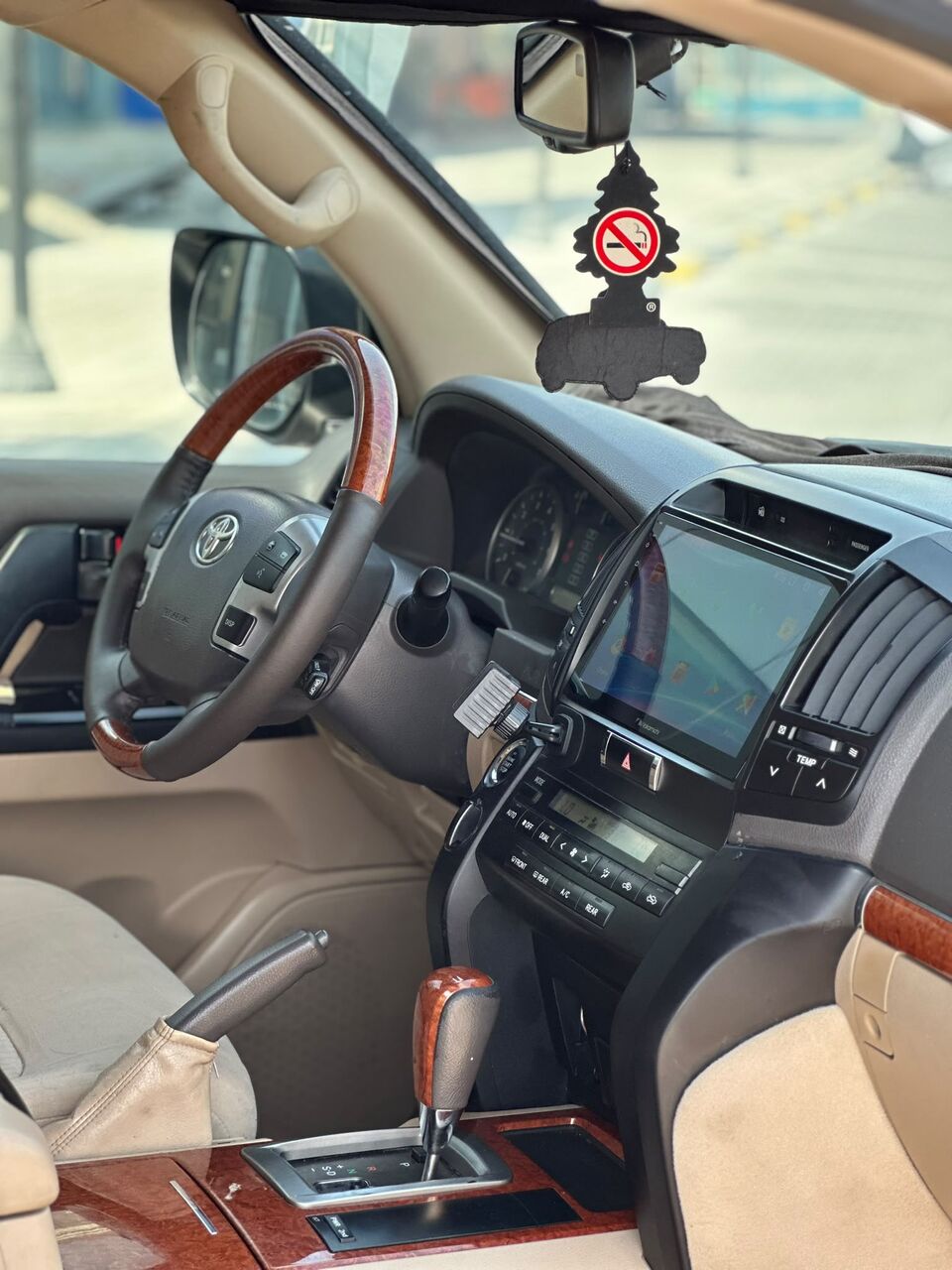 Riffa, Vehicles, Cars & Trucks , BHD 10800,  TOYOTA LAND CRUISER GXR V8 2015 WHITE,  2015,  Automatic,  240000 KM,