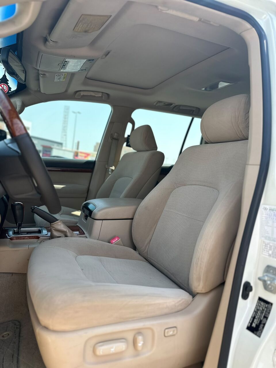 Riffa, Vehicles, Cars & Trucks , BHD 10800,  TOYOTA LAND CRUISER GXR V8 2015 WHITE,  2015,  Automatic,  240000 KM,