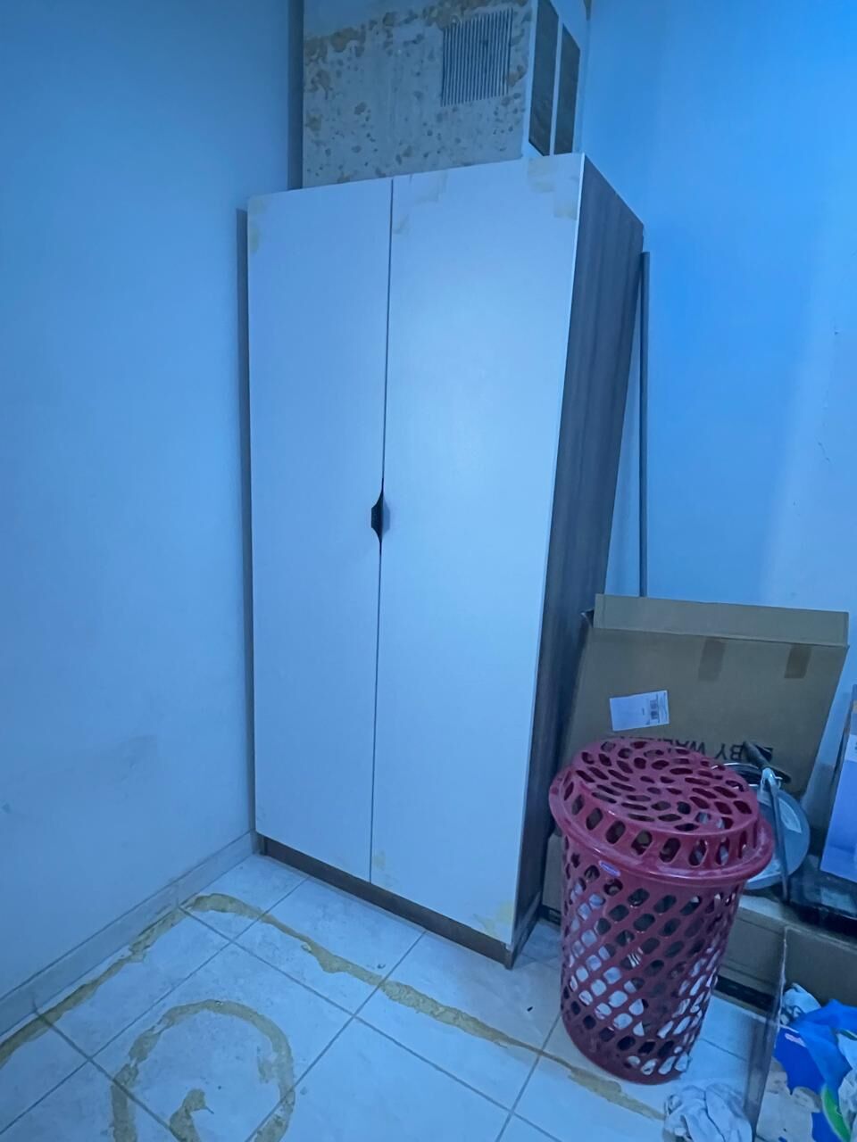 Riyadh, Furniture, SAR 3000,  Beds, Mattresses, Side Table, Center Table, Wardrobes, Dressing Table, Study Table, Sofa.