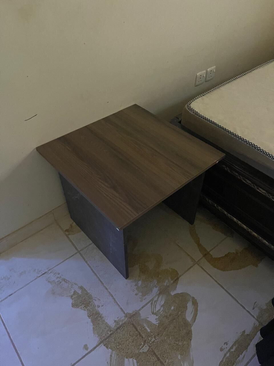 Riyadh, Furniture, SAR 3000,  Beds, Mattresses, Side Table, Center Table, Wardrobes, Dressing Table, Study Table, Sofa.
