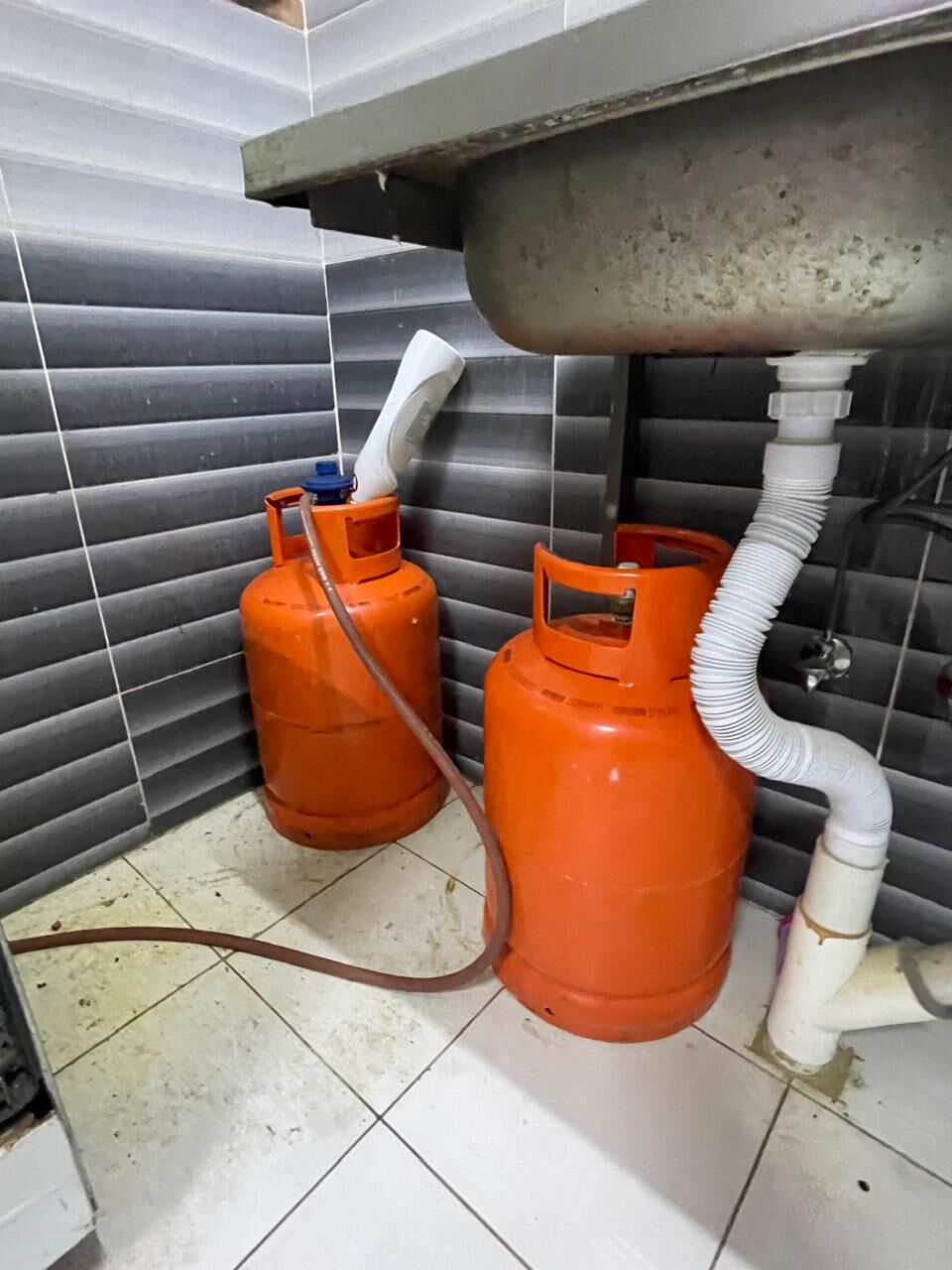 Riyadh, Appliances, SAR 900,  Nikai Washing Machine, Gas Stove, Gas Cylinders