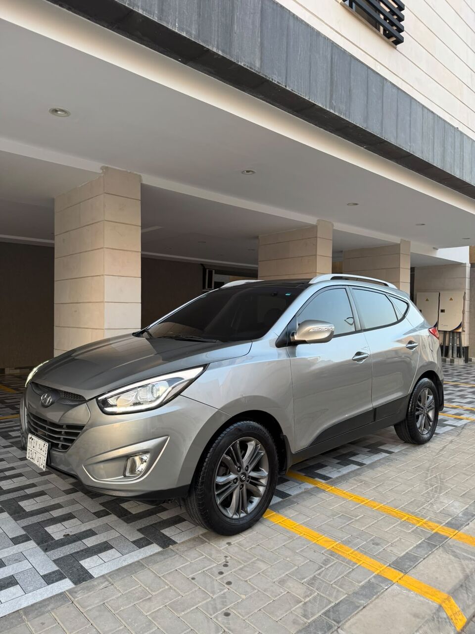 Jeddah, Vehicles, Cars & Trucks , SAR 28000,  Hyundai Tucson,  2015,  Automatic,  300 KM,