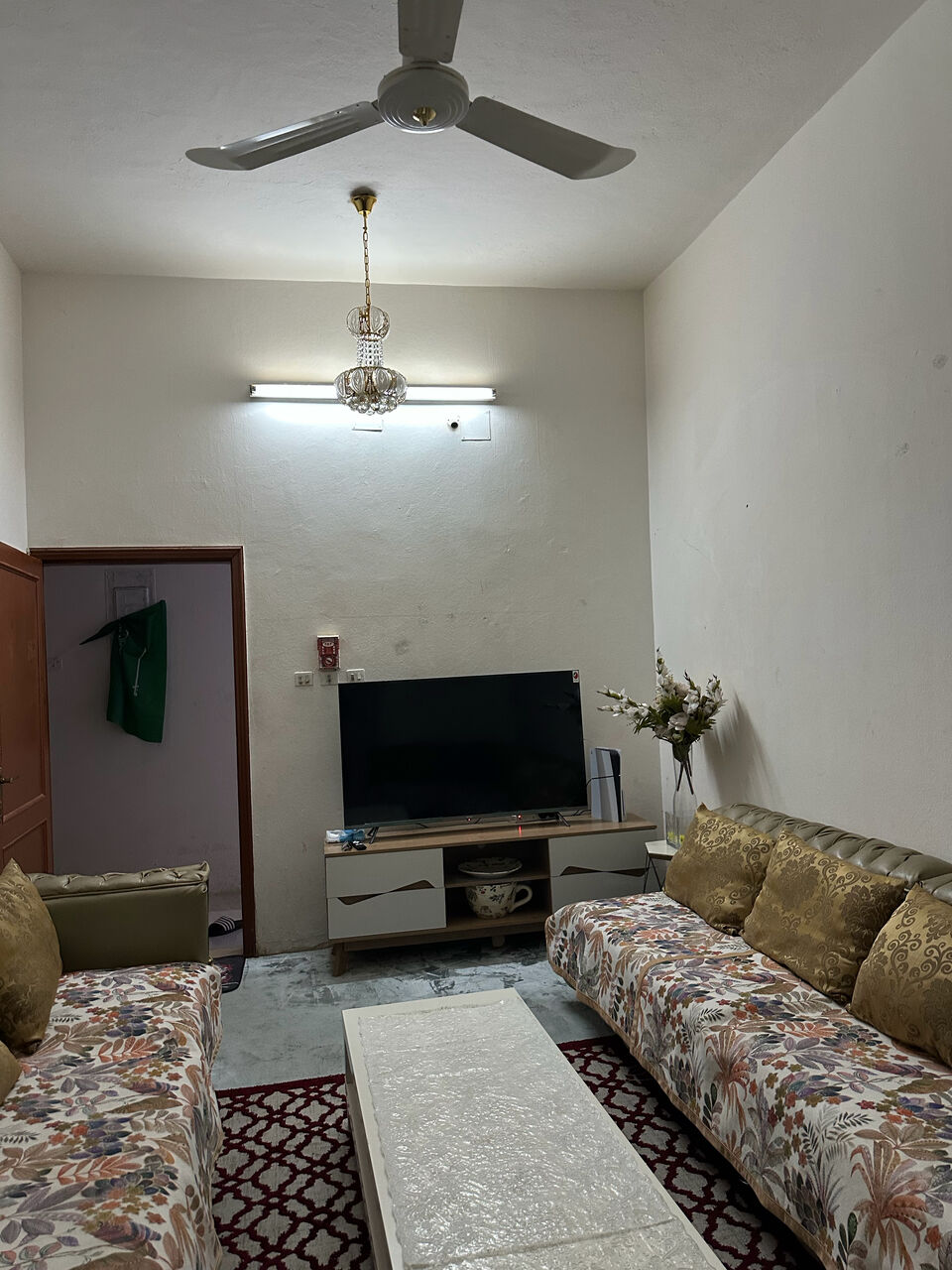 Riyadh, Rooms for Rent, SAR 1000/year,  Fully Furnished Single Room Available In Family Building (Manfuha)