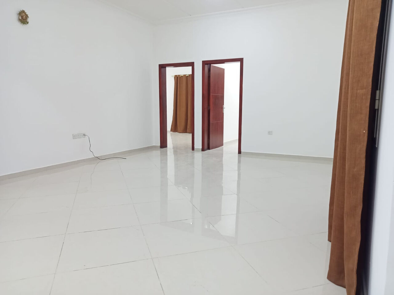 Janabiya, Apartments, Flats, Houses & Villas, BHD 230/year,  2 BR,  RENT - DELUX FLAT + EWA