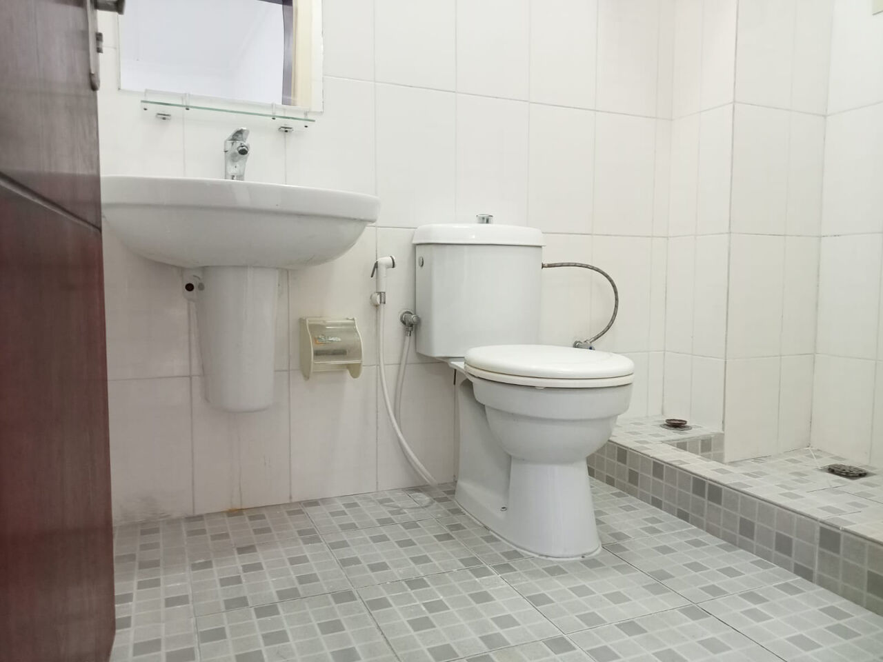 Janabiya, Apartments, Flats, Houses & Villas, BHD 230/year,  2 BR,  RENT - DELUX FLAT + EWA