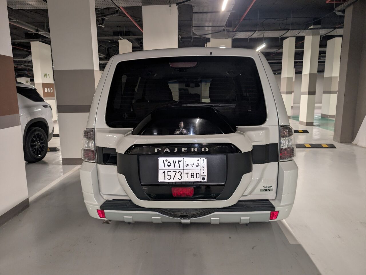 Ghirnatah, Vehicles, Cars & Trucks , SAR 52000,  Mitsubishi Pajero,  2017,  Automatic,  119000 KM,