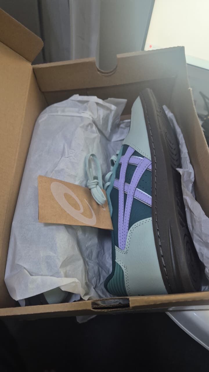 Jubail, Clothing & Accessories, SAR 400,  Skyhand Asics