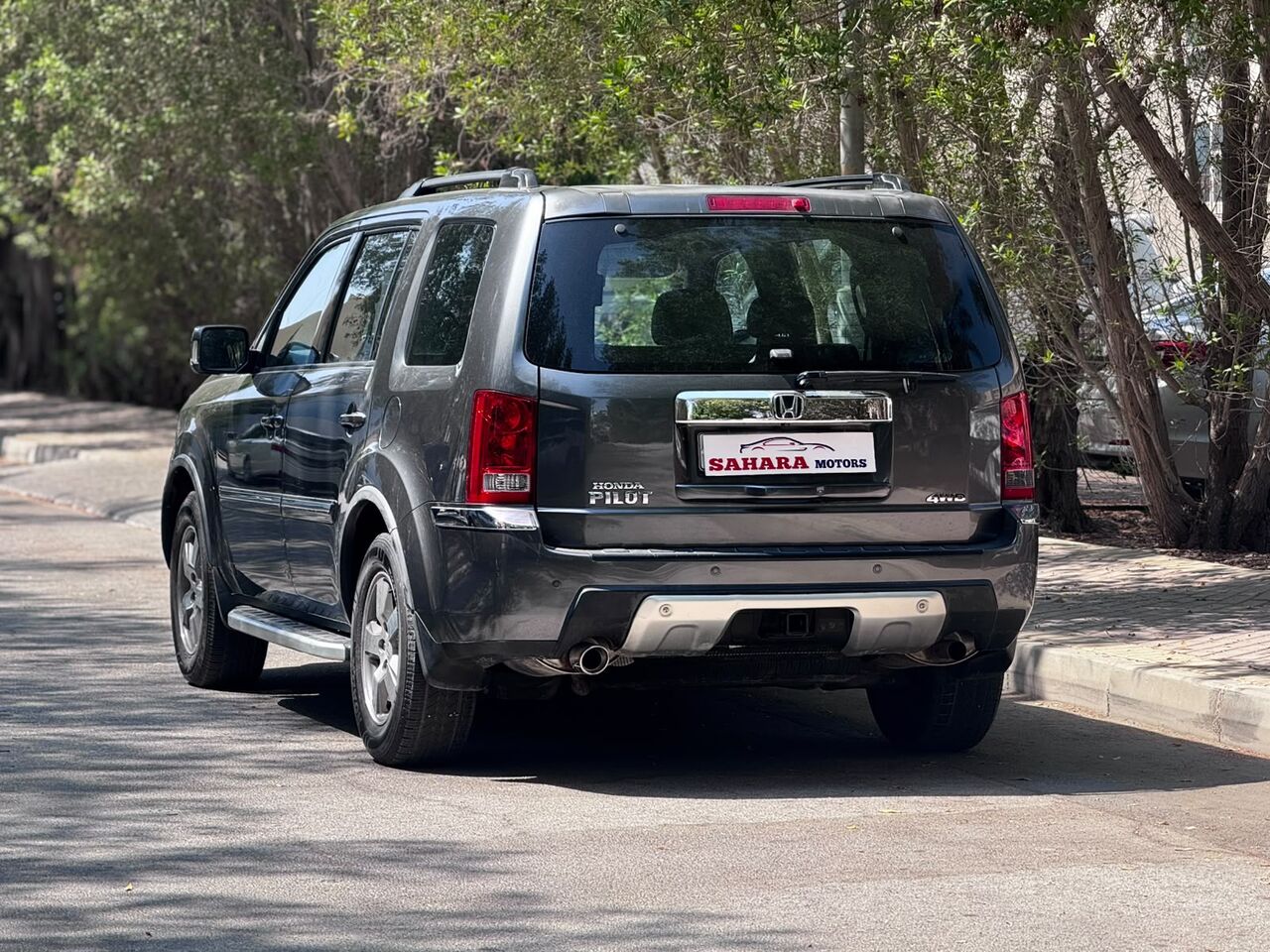 Manama, Vehicles, Cars & Trucks , BHD 2500,  HONDA,  2011,  Automatic,  298000 KM,   PILOT  MODEL WITH WELL-MAINTAINED CONDITION