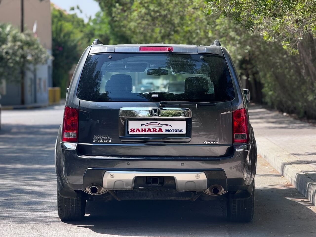 Manama, Vehicles, Cars & Trucks , BHD 2500,  HONDA,  2011,  Automatic,  298000 KM,   PILOT  MODEL WITH WELL-MAINTAINED CONDITION