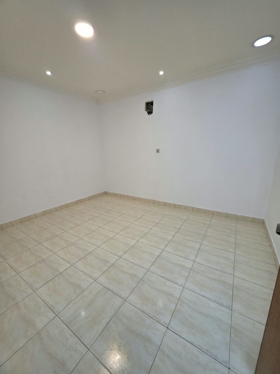 Khobar, Apartments, Flats, Houses & Villas, SAR 18600/year,  3 BR,  Consists Of:-  3  Bedrooms, A Living Room,2 Washroom And  American Kitchen