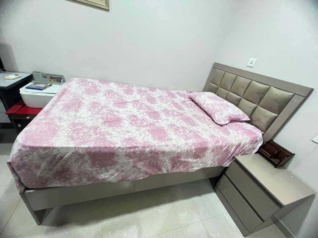 Dammam, Furniture, SAR 1900,  Sofa Leather, Cot And Matters, Dinning Table And Wardrobe