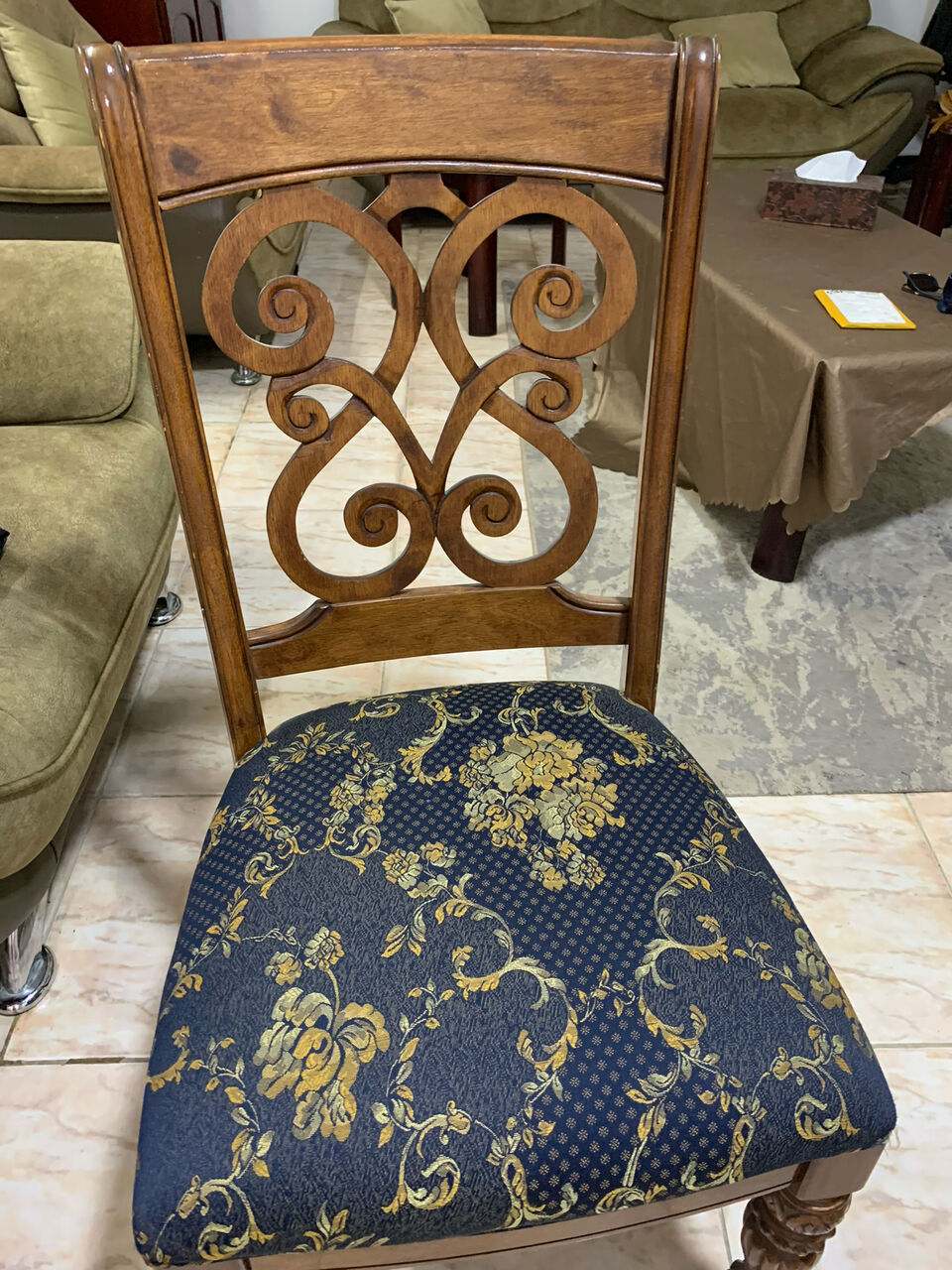 Riyadh, Furniture, SAR 450,  Wooden Dining Table 6 Seeter