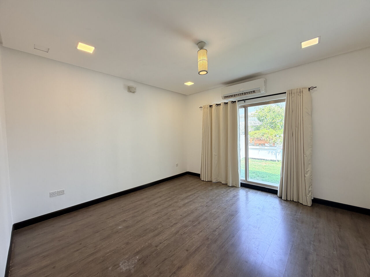 Saar, Villas, BHD 580,  290 Sq. Meter,  3BR Villa | Private Garden | EWA Inclusive | Saar