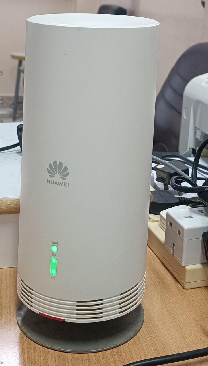 Manama, Computers, BHD 45,  UNLOCKED Router Supports All SIMS Weatherproof 5G Huawei CPE With Stand N5368X Indoor/Outd
