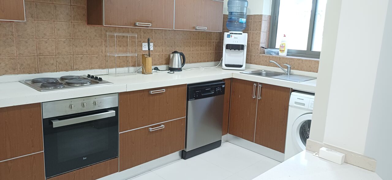 Manama, Apartments, Flats, Houses & Villas, BHD 480/month,  Furnished,  3 BR,  Spacious 3BR Furnished Apartment With Maid Room In Seef