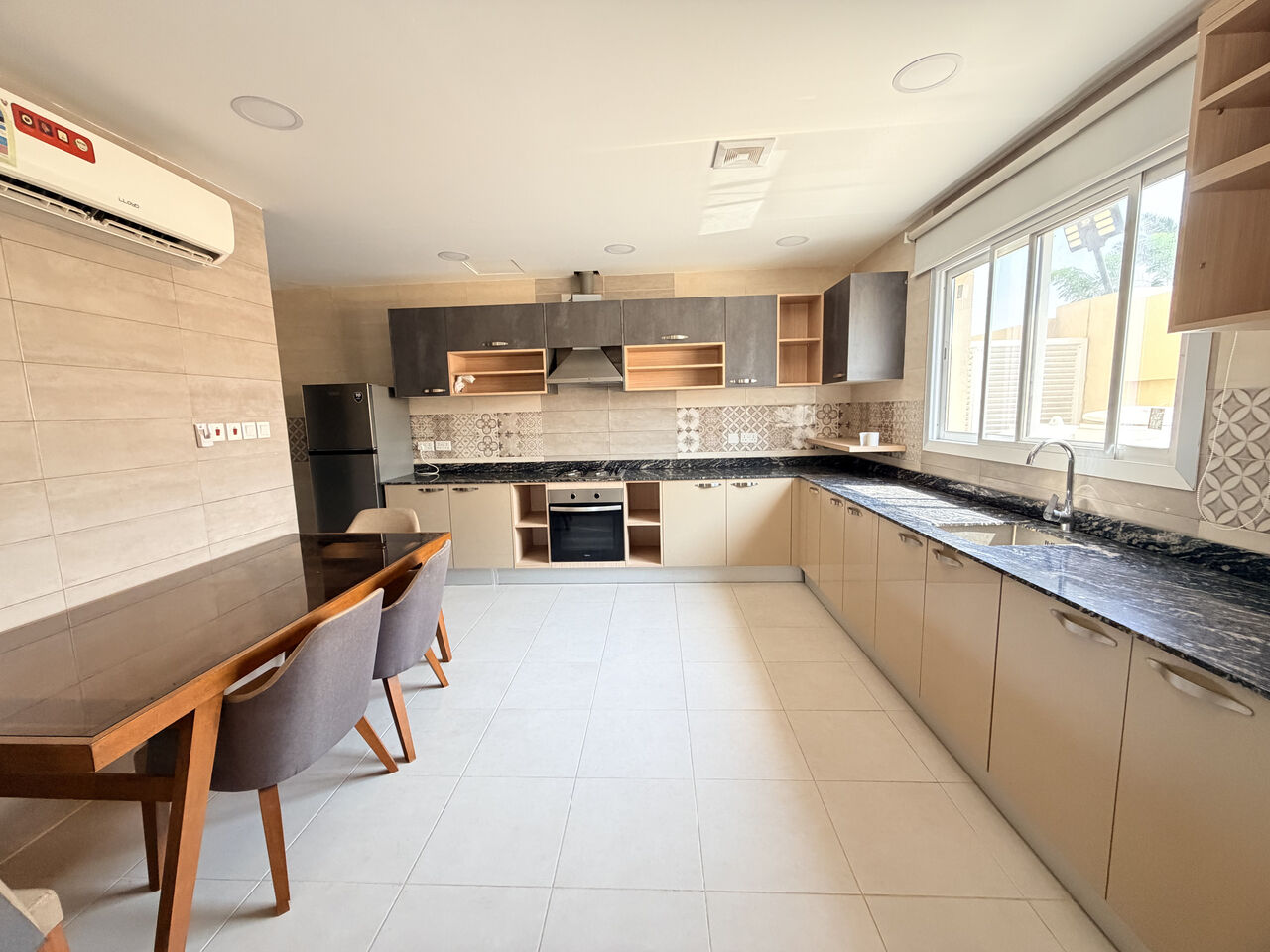 Hamala, Villas, BHD 750,  Furnished,  420 Sq. Meter,  5BR Compound Villa | Close To BSB & Causeway