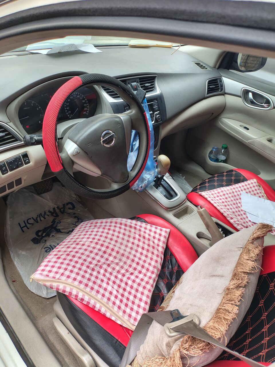 Riyadh, Vehicles, Cars & Trucks , SAR 22,  Nissan Santana,  2016,  Automatic,  180 KM,  Nissan Santra