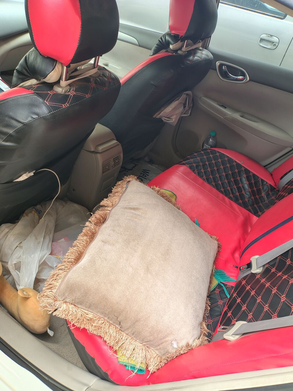 Riyadh, Vehicles, Cars & Trucks , SAR 22,  Nissan Santana,  2016,  Automatic,  180 KM,  Nissan Santra