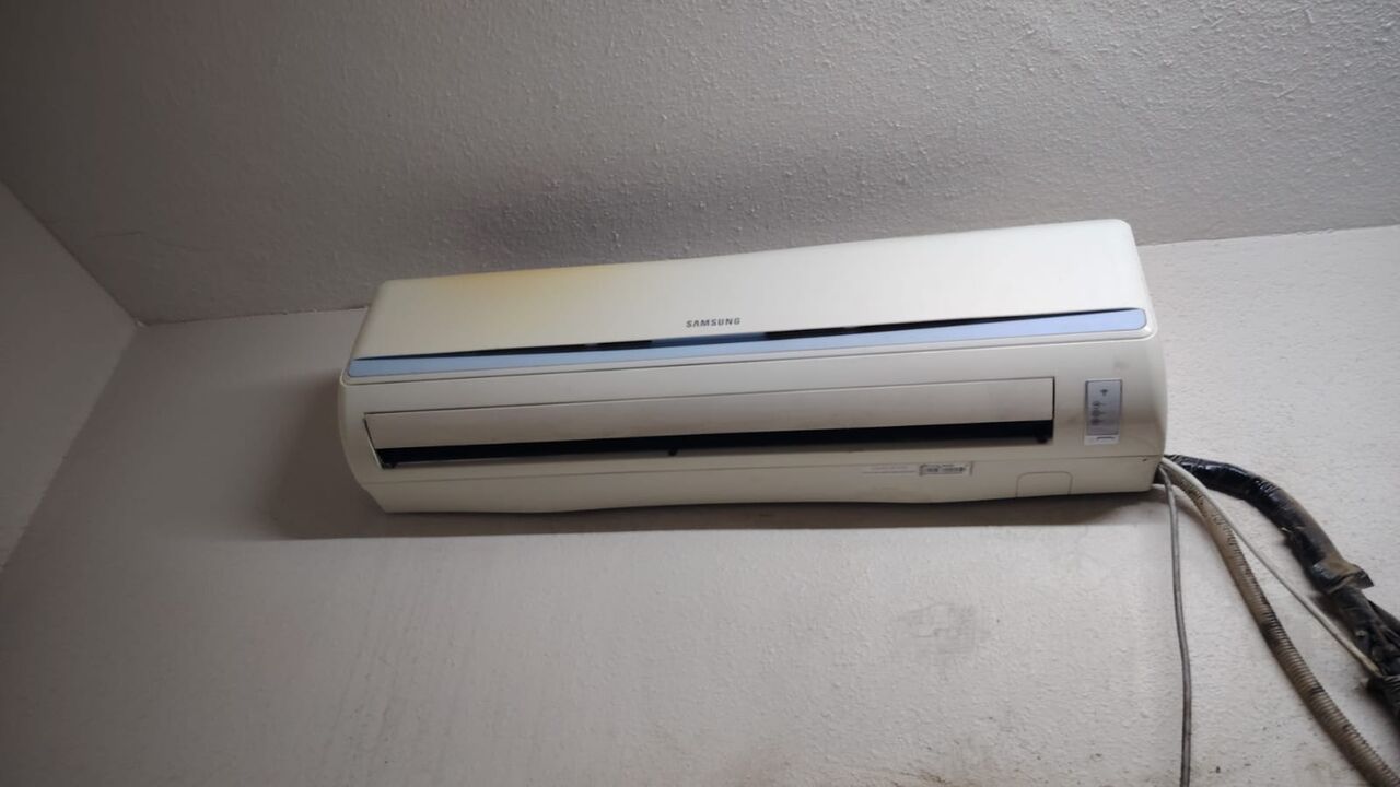 Al Adama, Air Conditioners, SAR 2500,  One Window (almost New) And One Split Ac Samsung And One LED TV And Furniture