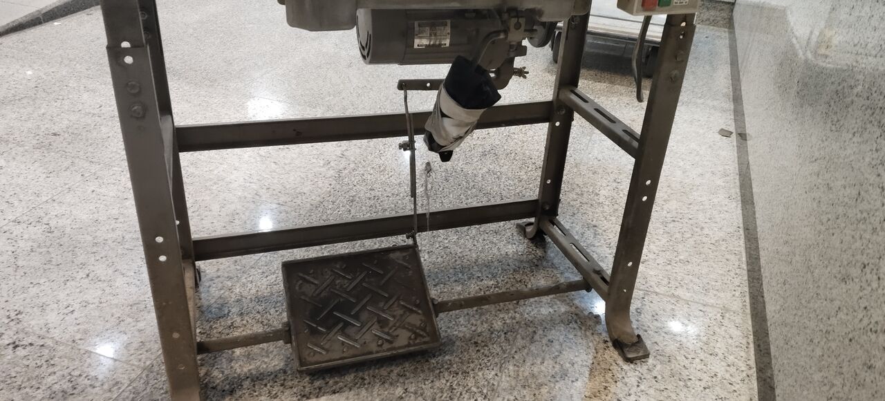 Al Malaz, Machinery, SAR 1200,  Sewing Machine  -Electrical- Heavy - Industrial