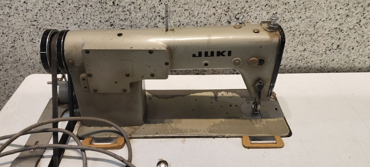 Al Malaz, Machinery, SAR 1200,  Sewing Machine  -Electrical- Heavy - Industrial