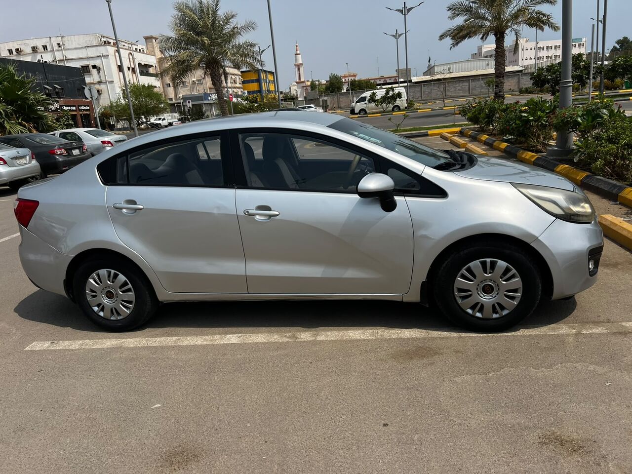 Jeddah, Vehicles, Cars & Trucks , SAR 18,  Kia Rio,  2014,  Automatic,  198 KM,