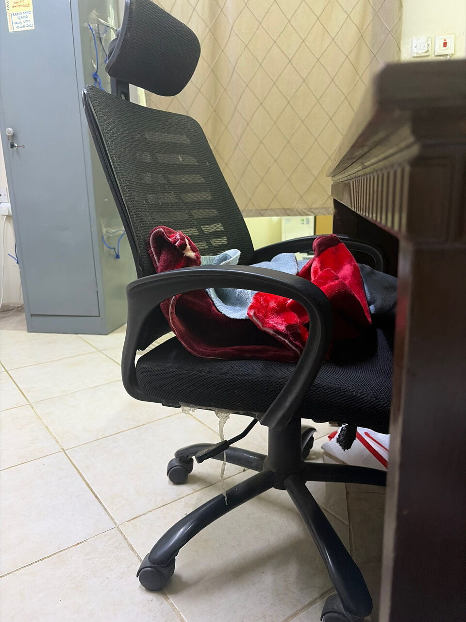 Al Aqiq, Furniture, SAR 110,  Home Office Desk & Chair For Sale