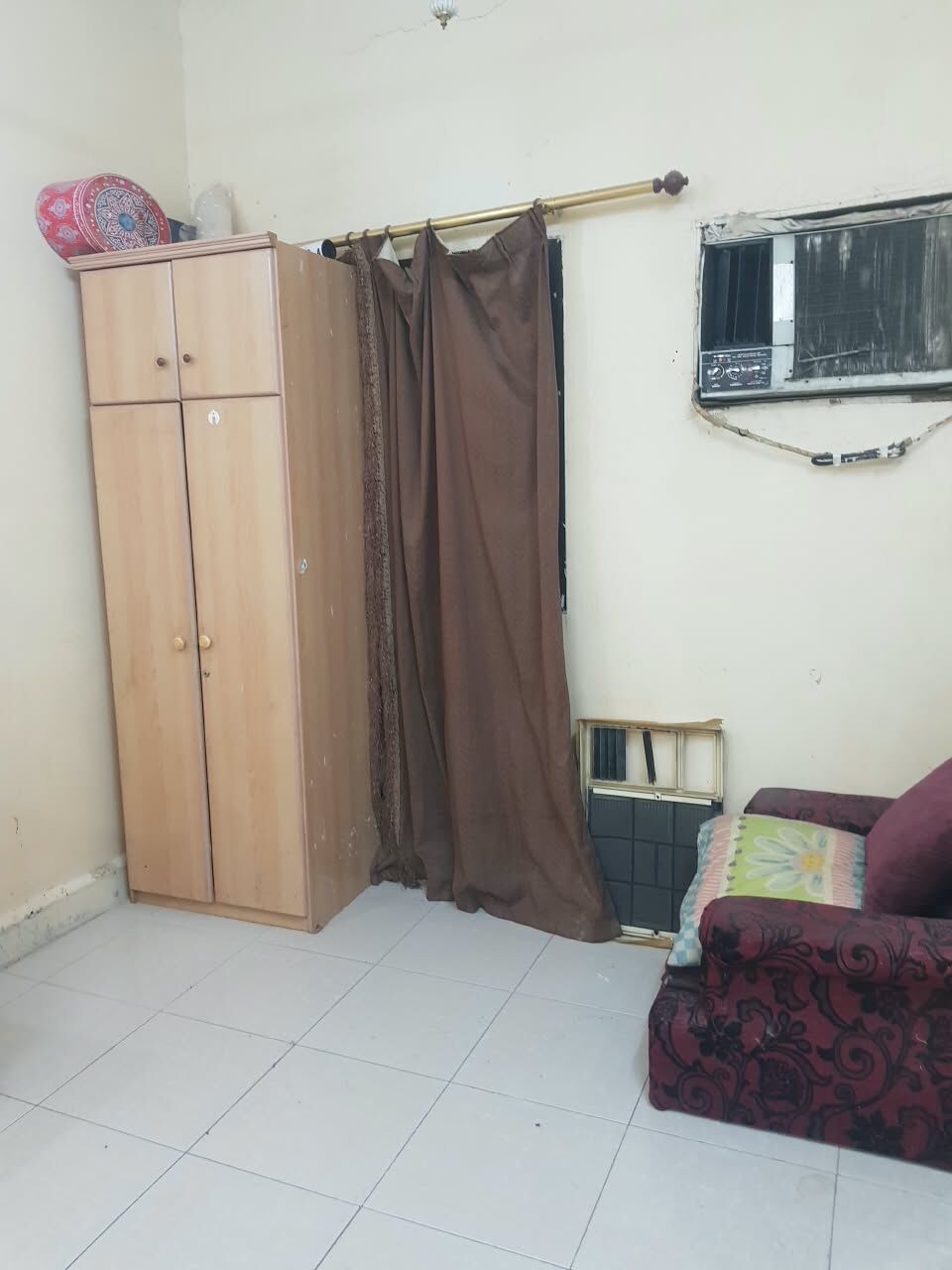 Riyadh, Rooms for Rent, SAR 550/month,  Furnished,  Room For Bachelor Is Available (Pakistani Only)