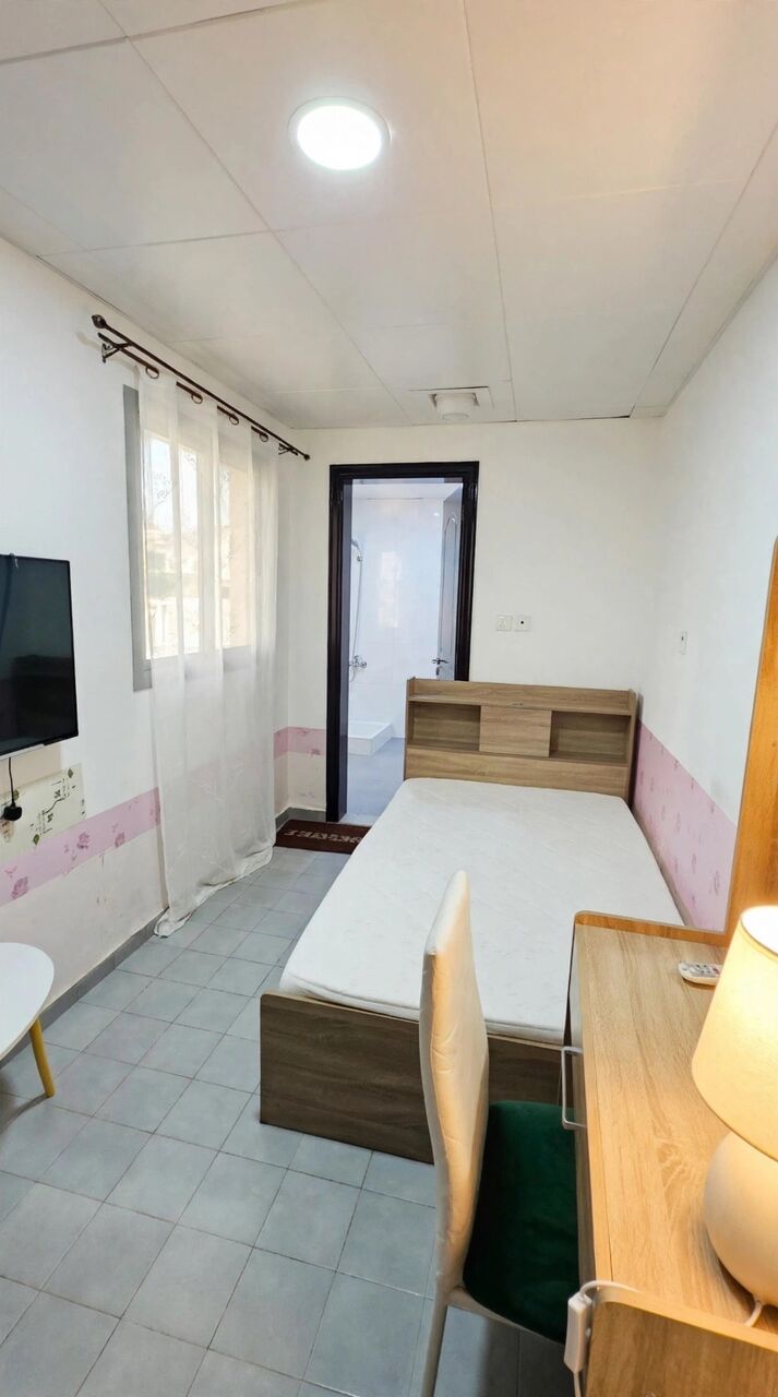 Abu Dhabi, Housing Exchanges, AED 2500/month,  Studio,  Fully Furnished Maidrooom