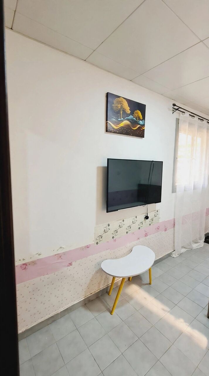 Abu Dhabi, Housing Exchanges, AED 2500/month,  Studio,  Fully Furnished Maidrooom