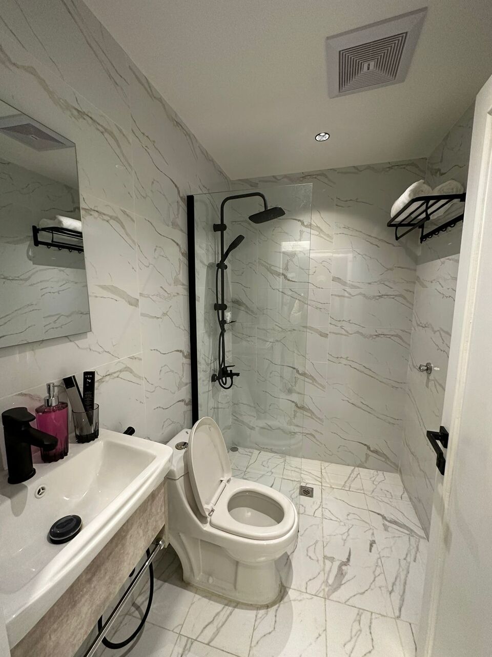 Riyadh, Apartments, Flats, Houses & Villas, SAR 270000/year,  Furnished,  6 BR,  Villa For Rent