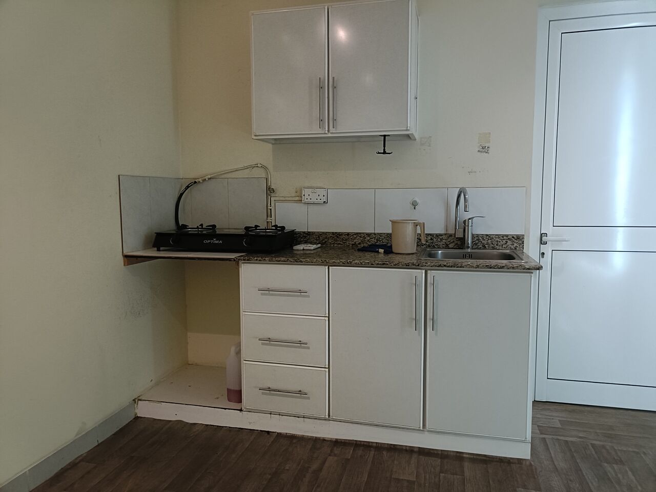 Tubli, Apartments, Flats, Houses & Villas, BHD 150/month,  Studio,  80 Sq. Meter,  Semi Furnished Studioflat With Unlimited Ewa