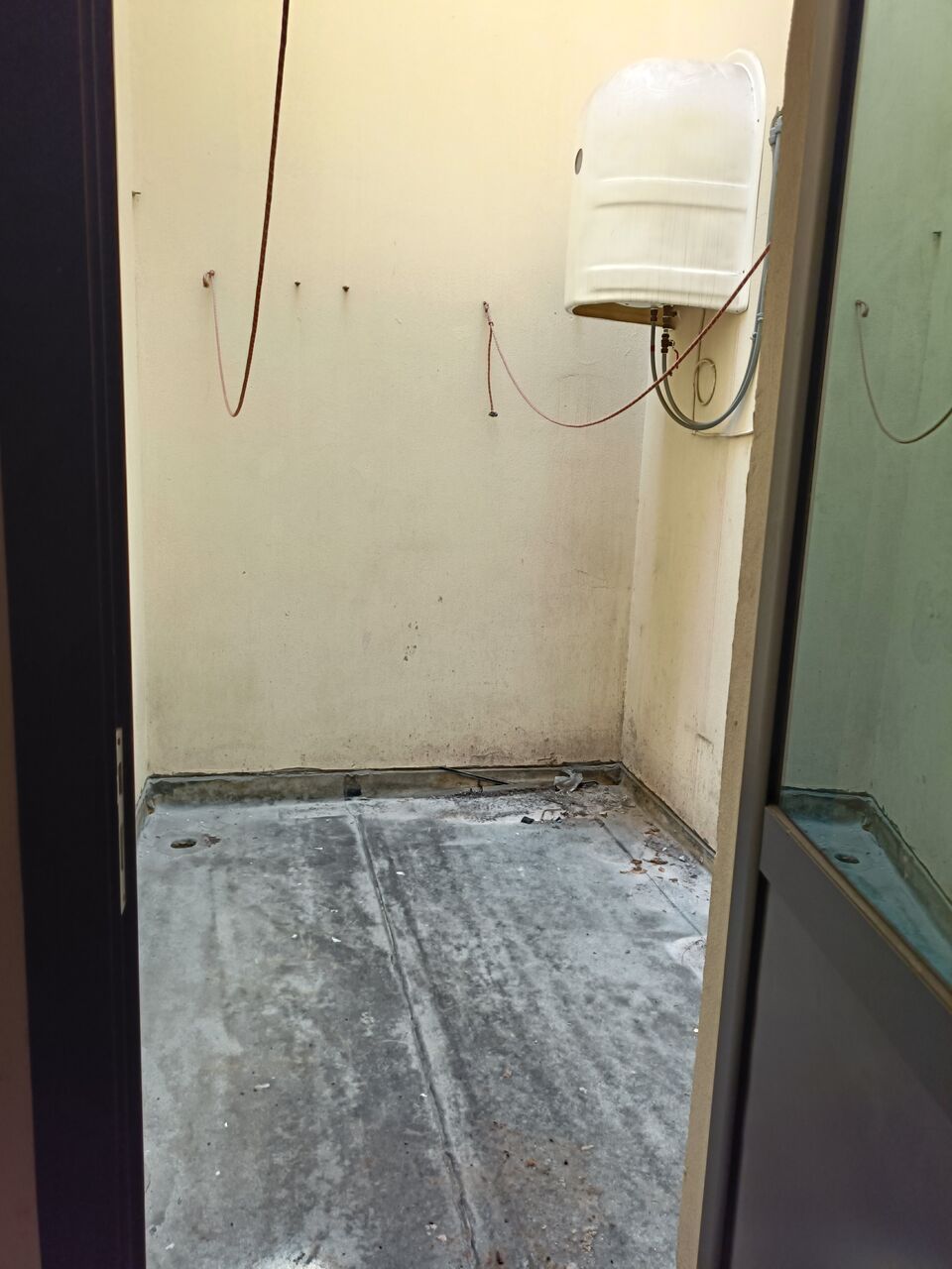 Tubli, Apartments, Flats, Houses & Villas, BHD 280/month,  3 BR,  180 Sq. Meter,  Semi Furnished 3bhk Without Ewa